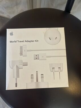 Apple World Travel Adapter Kit - White